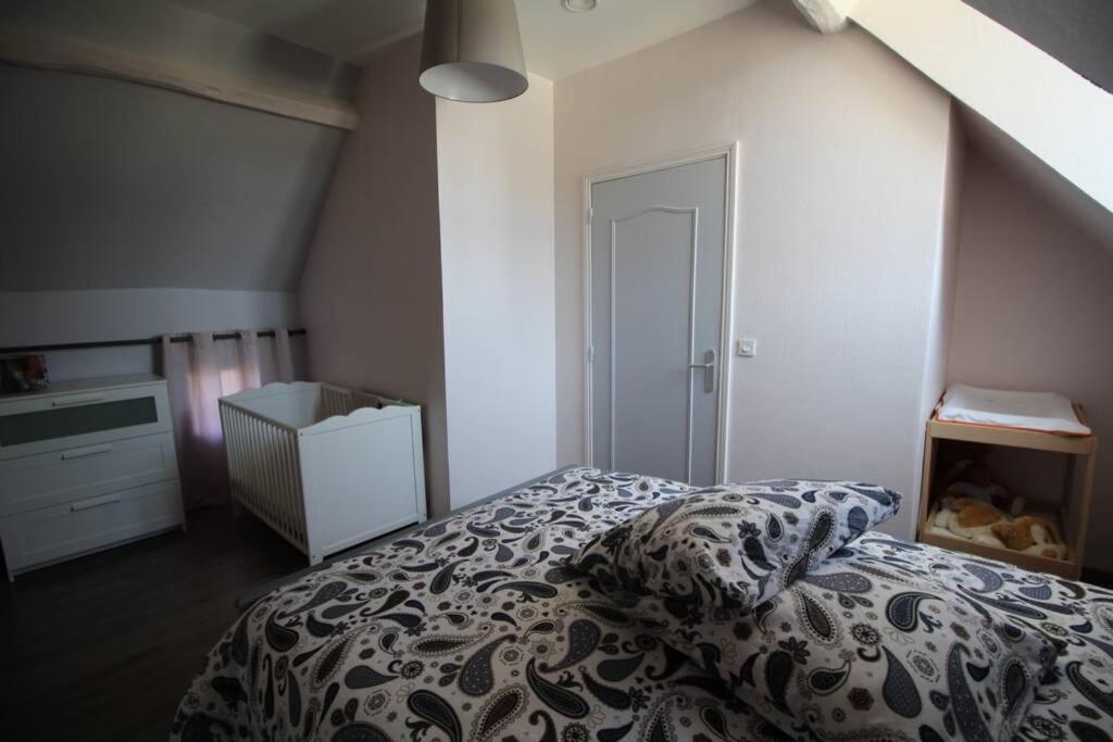 Gite Les Doucesheures- 110M²--3 Chambres-6 Pers Betz-le-Chateau 외부 사진